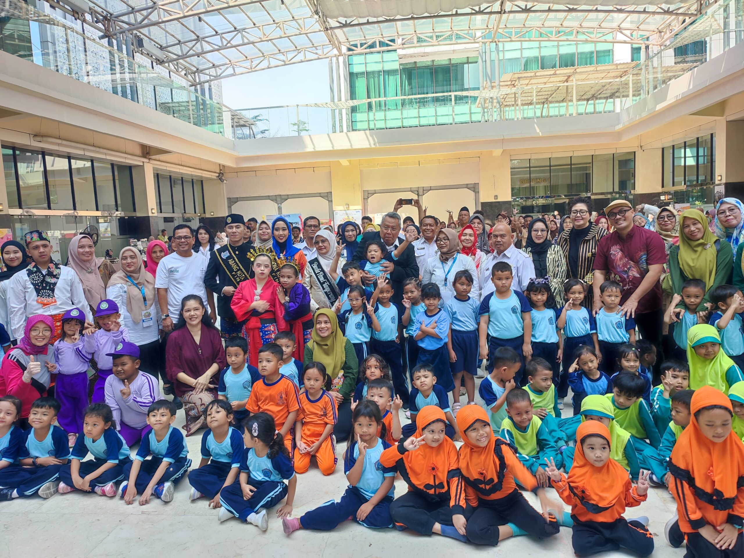 Tangsel peringati Hari Anak Nasional 2025. Wali Kota Benyamin tegaskan komitmen wujudkan kota layak anak dan peran penting orang tua.
