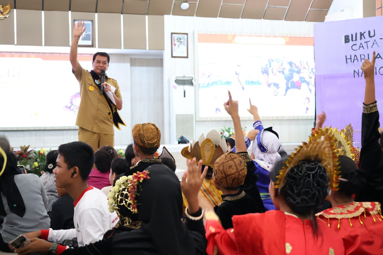 Bupati dan Wakil Bupati Tangerang hadiri puncak HAN 2025, serukan perlindungan anak dan serahkan penghargaan kepada para mitra