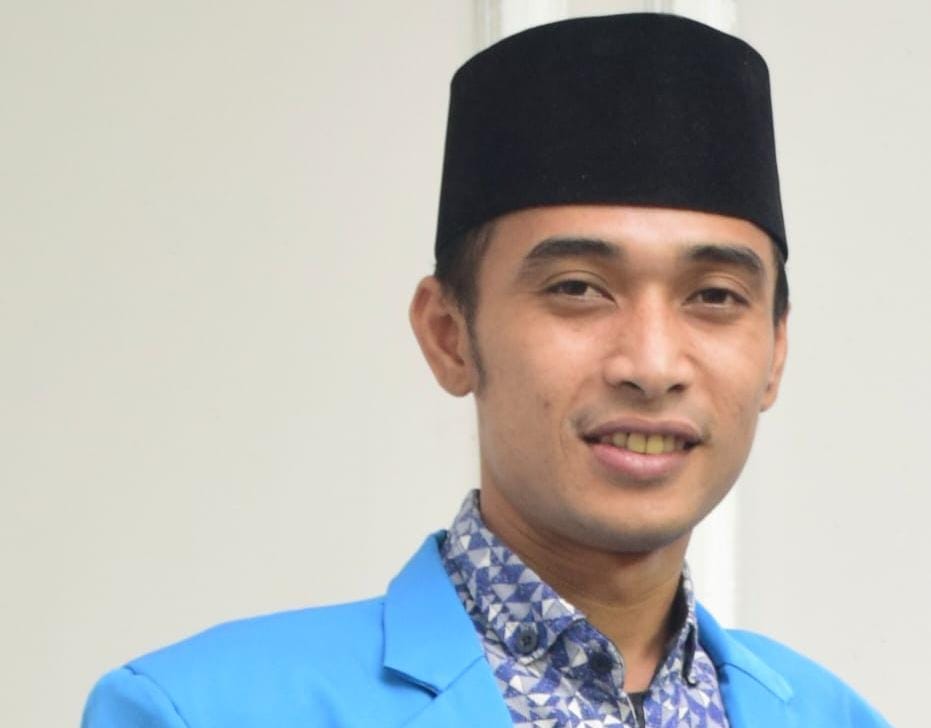 Kang Iyan dikukuhkan sebagai Ketua DKC Panji Bangsa Pandeglang oleh PKB, siap dorong kader muda berpolitik aktif dan bertanggung jawab.