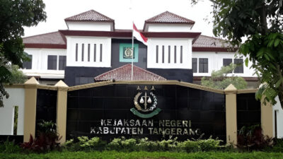 Kejagung promosikan 322 pegawai, termasuk Kepala Kejari Kabupaten Tangerang. Ricky Tomy ke pusat, digantikan Dr Afrillianna Purba.