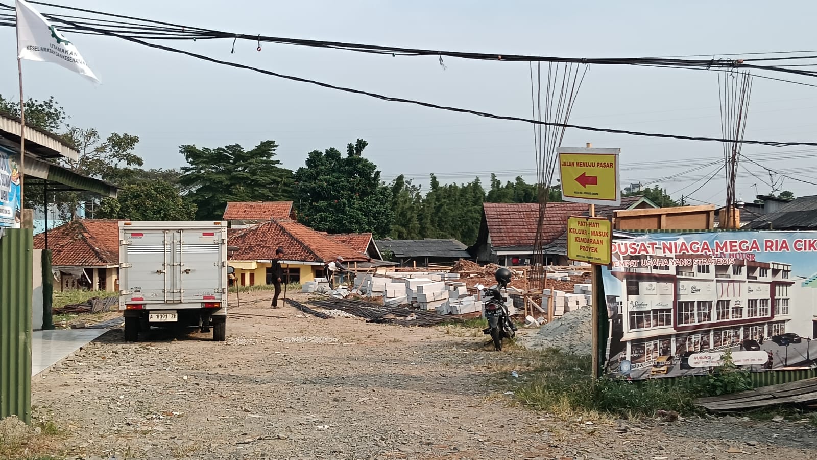 Pengembang Mega Ria Cikupa hentikan sementara proyek usai terima SP4B dari DTRB Tangerang, sambil menunggu proses perizinan rampung.