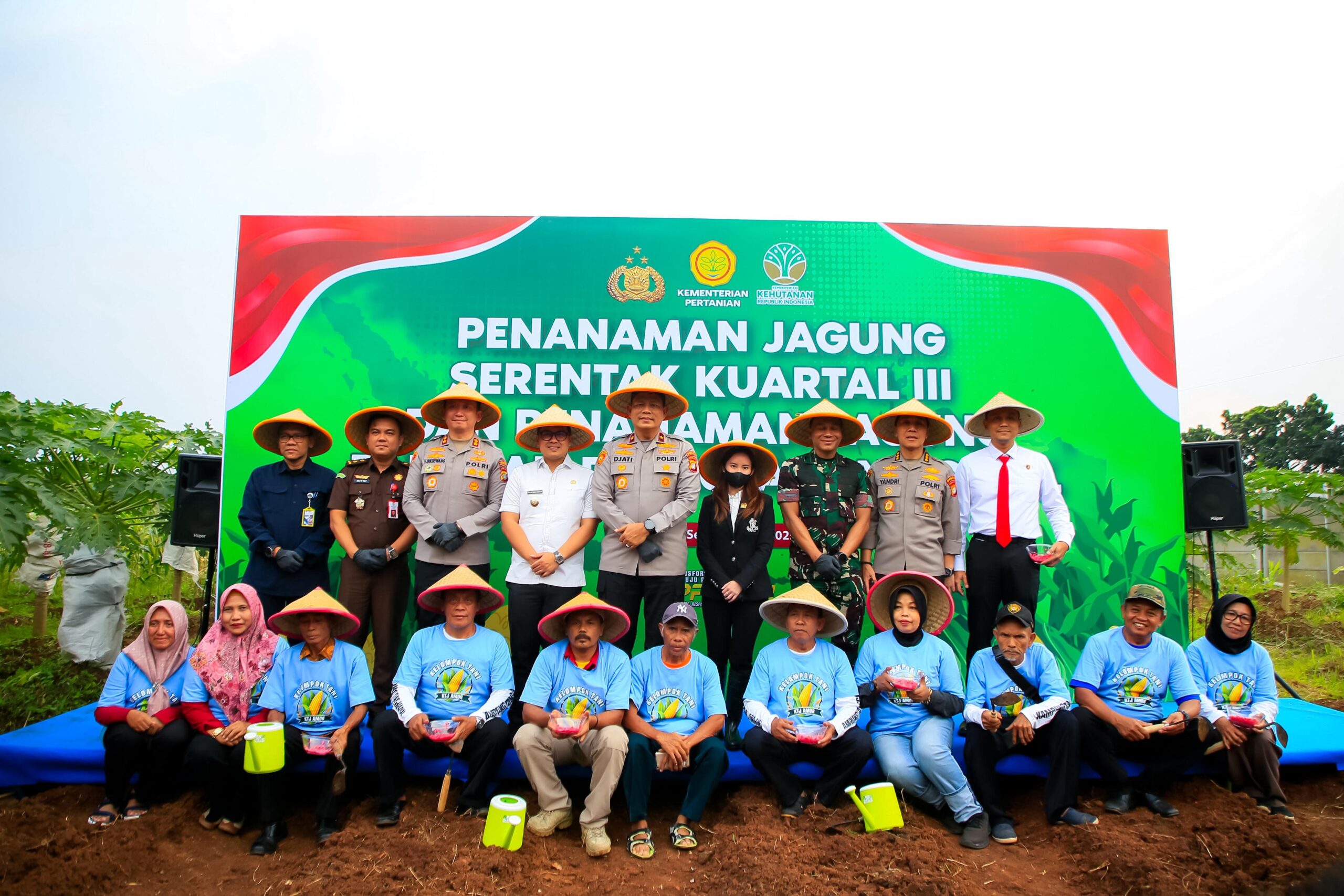 Pilar Saga bersama Polda Metro Jaya tanam jagung serentak di Tangsel, dorong ketahanan pangan lewat program RW Mantap dan eduwisata.