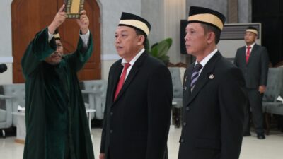 Bupati Tangerang lantik 15 pejabat eselon II, dorong ASN berinovasi, bersinergi, dan tingkatkan pelayanan publik yang berkualitas.