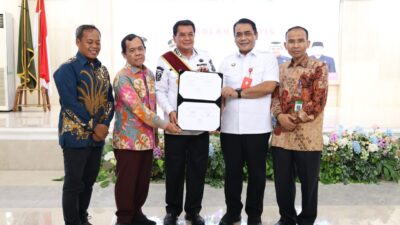 Kabupaten Tangerang luncurkan program sekolah gratis untuk SD dan SMP swasta. 48.000 siswa terbantu lewat MoU bersama satuan pendidikan.