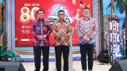 Bupati Tangerang dampingi Gubernur Banten tutup ISF 2025 di Summarecon Mall, transaksi tembus Rp25 triliun, UMKM ikut berjaya.