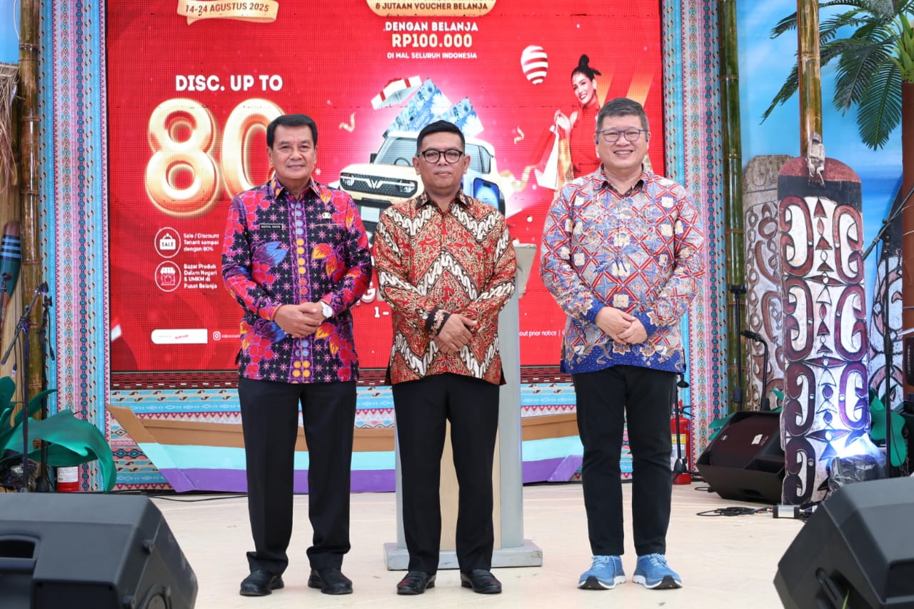 Bupati Tangerang dampingi Gubernur Banten tutup ISF 2025 di Summarecon Mall, transaksi tembus Rp25 triliun, UMKM ikut berjaya.