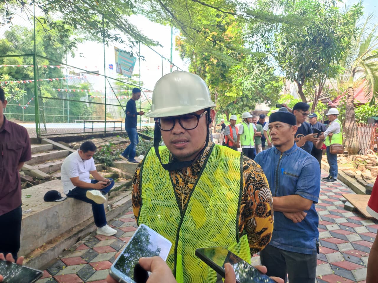 Rencana buang sampah Tangsel ke TPA Pandeglang ditunda. TPA Cipeucang kritis, Tangsel siapkan Rp40 miliar untuk Pandeglang.