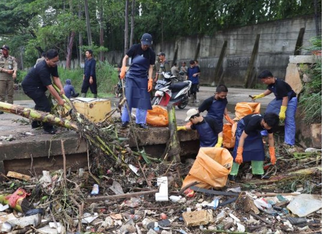 Darurat Sampah, Kalung: Pusat Atasi Sampah di Hilir, Daerah Fokus Atasi Hulu dan Tengah