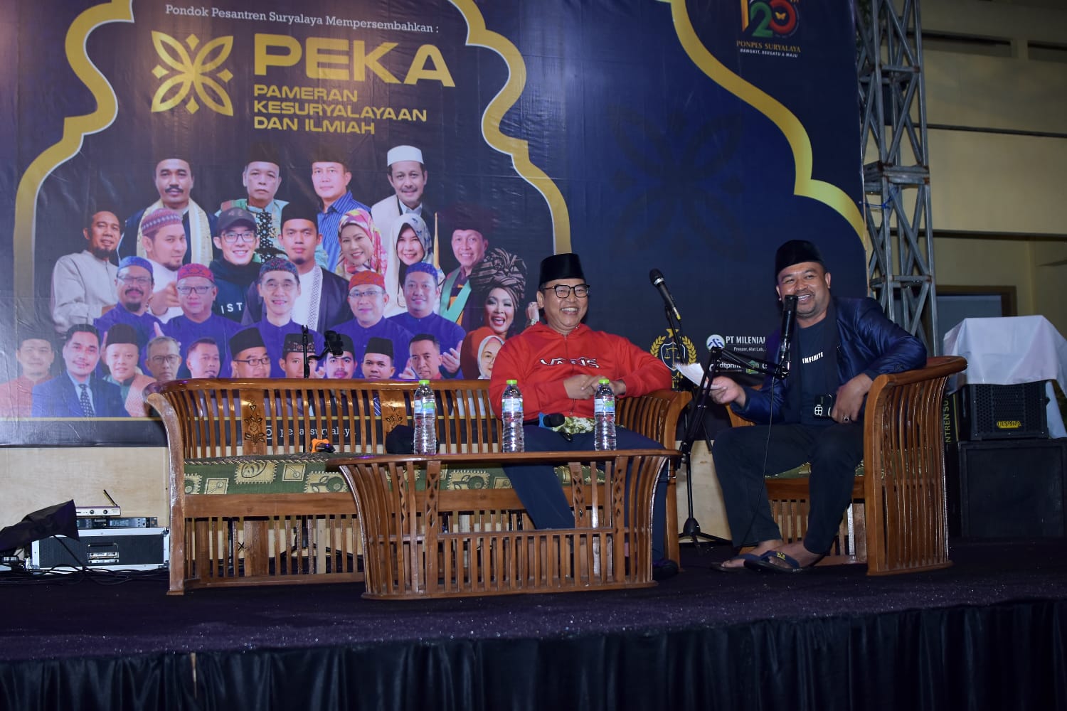 Talkshow PEKA Suryalaya bahas makna khidmat dalam tarekat pada Milad ke-120, menekankan pengabdian kepada guru dan Allah SWT.