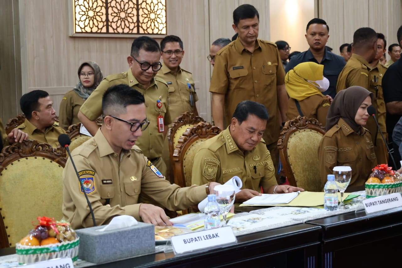 Bupati Tangerang ajukan enam usulan infrastruktur prioritas di Rakor PUPR Banten, fokus penanggulangan banjir dan proyek strategis.