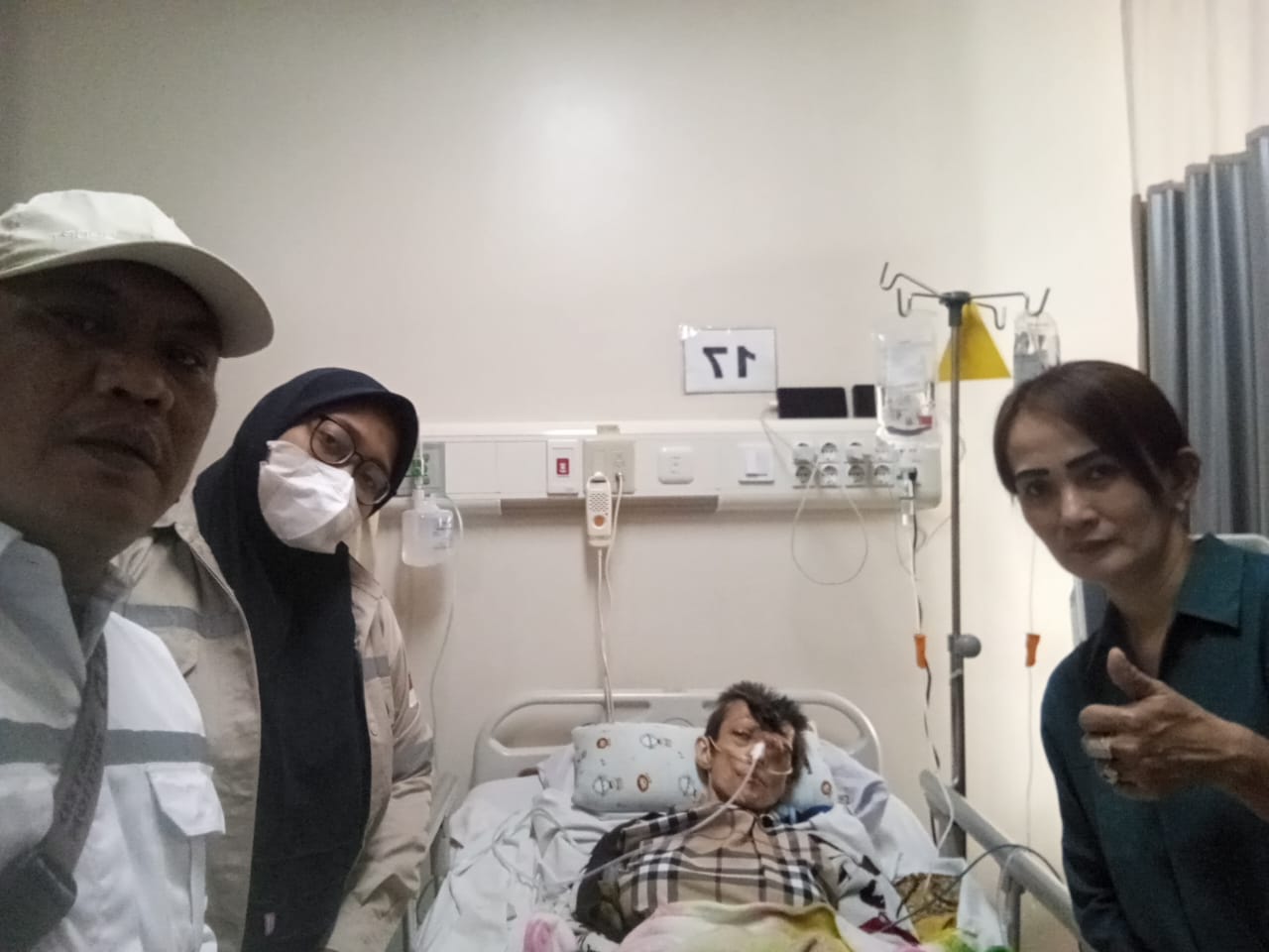 Komunitas Sahabat Sehat Abraham kembali menunjukkan kepeduliannya terhadap kesehatan masyarakat. Pada Minggu (10/08/2025), tim relawan ini membantu dua pasien kanker asal Kabupaten Tangerang untuk mendapatkan penanganan medis di rumah sakit rujukan di Jakarta.