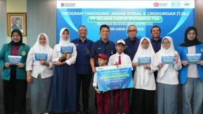 PT Wijaya Karya (WIKA), perusahaan konstruksi terkemuka di Indonesia, melalui program Tanggung Jawab Sosial dan Lingkungan (TJSL) menyalurkan beasiswa pendidikan kepada 161 anak berprestasi dari keluarga yang membutuhkan. Penyerahan dilakukan secara simbolis oleh Direktur Utama WIKA Agung Budi Waskito (BW), kepada perwakilan siswa di Jakarta. Senin (11/08/2025).