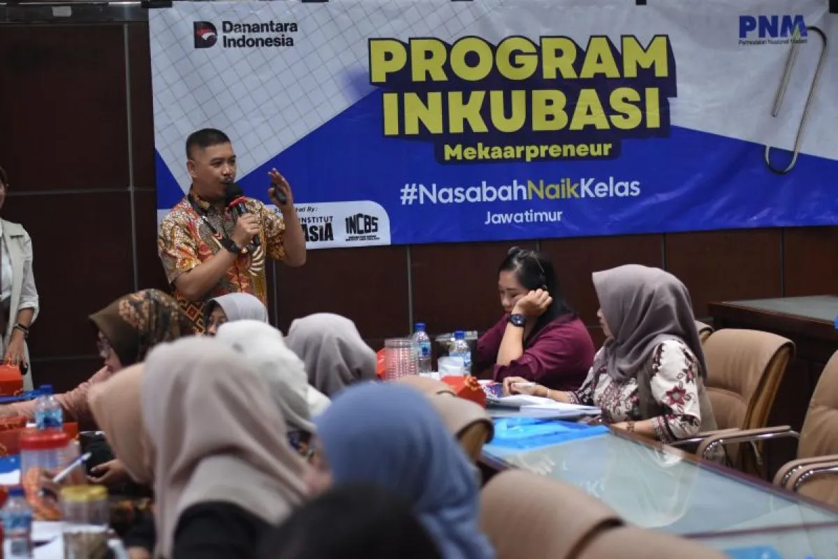 PT Permodalan Nasional Madani (PNM) terus berkomitmen dalam pemberdayaan perempuan prasejahtera, salah satunya melalui program inkubasi Mekaarpreneur #NasabahNaikKelas yang digelar di Institut Bisnis Asia, Malang, pada 6 Agustus lalu.