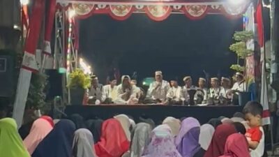 Warga RT008/02 PWS Margasari, Tigaraksa rayakan HUT ke-80 RI dengan lomba rakyat, bersholawat, tasyakuran, dan hiburan rakyat.