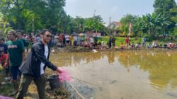 Iqrar Risyad Nasution gelar lomba mancing di Palasari Legok rayakan HUT RI ke-80, warga antusias ikuti acara meriah penuh kebersamaan.