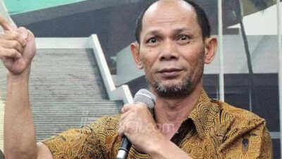 Ironi 80 tahun merdeka tapi tak berdaulat. Indonesia masih terjebak neoliberalisme, oligarki, dan tantangan kedaulatan ekonomi.