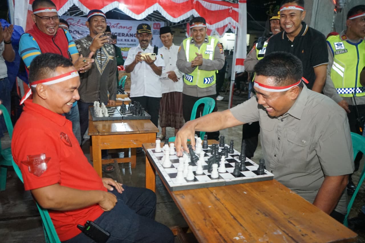 Liga Catur HUT RI: Kapolresta Tangerang Kalahkan Ketua RW dalam Pertarungan Seru