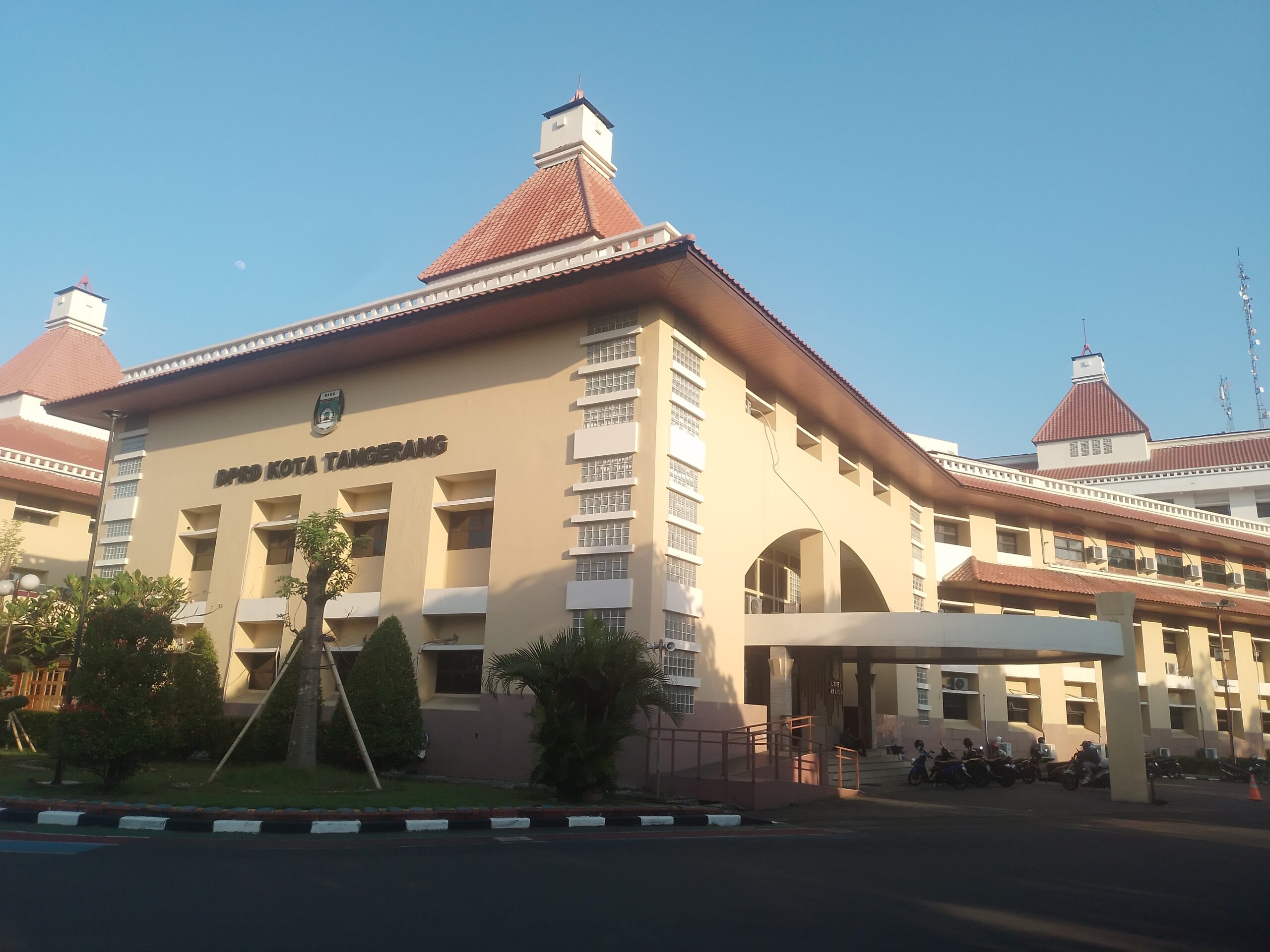 Gaji dan Tunjangan DPRD Kota Tangerang Lebih Besar dari DPR RI