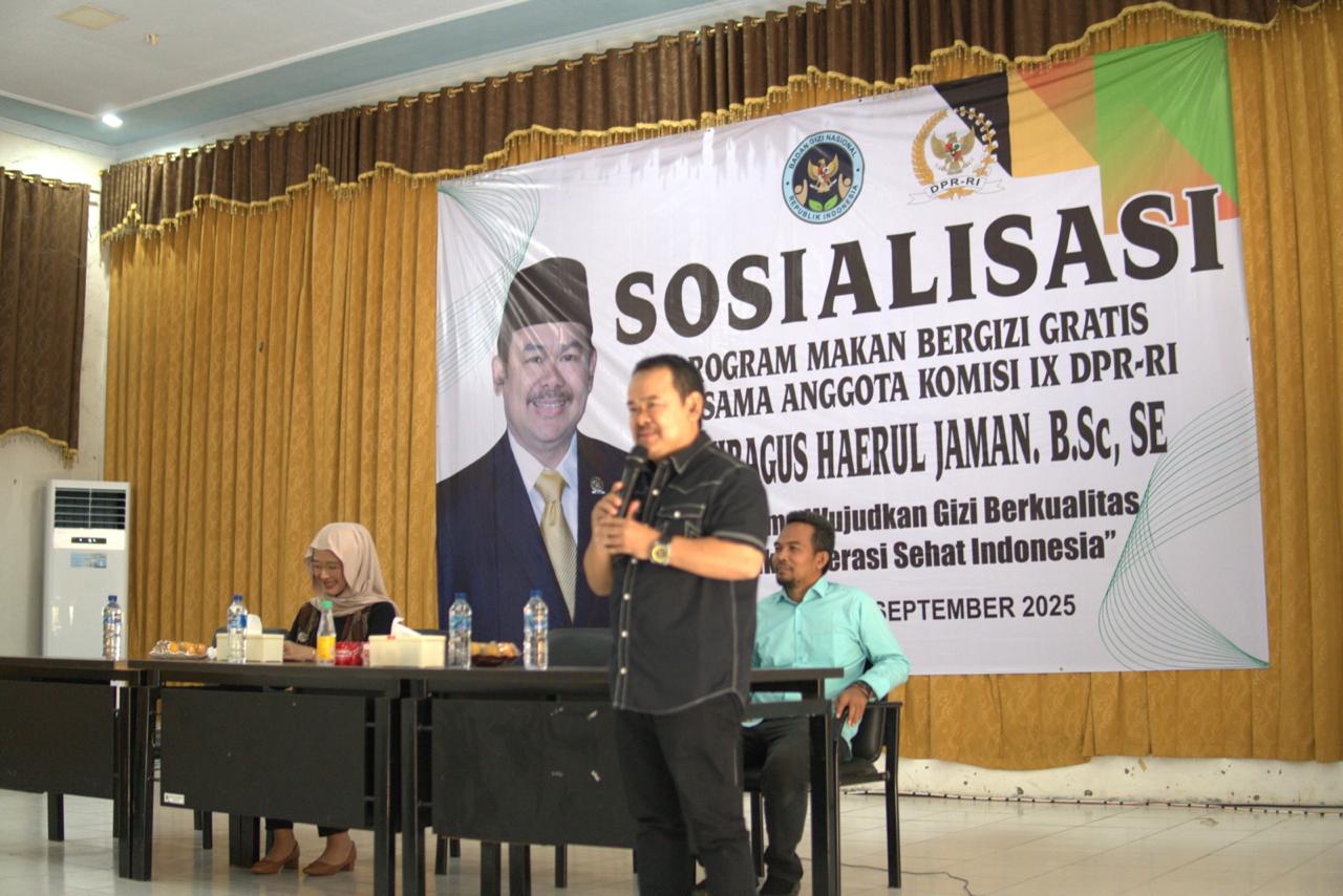 Program Makan Bergizi Gratis (MBG) cegah stunting, tingkatkan gizi anak, ibu hamil, dan dorong ekonomi lokal.