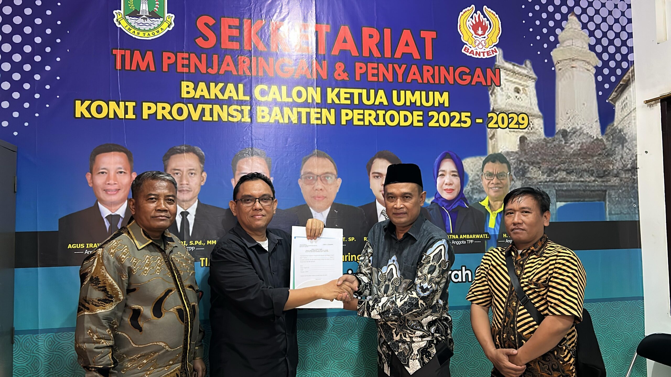 KONI Cilegon Abdul Salim Salam Resmi Ambil Formulir Calon Ketua KONI Banten