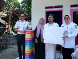 Program Bedah Rumah, Wabup Intan Serahkan Hunian Baru untuk Warga Cikasungka, Solear