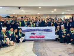 Ultah ke-35, JNE Catat Sejarah dengan Memberangkatkan 1.643 Karyawan Umrah