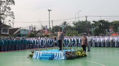 Wakapolda Banten ingatkan pelajar Tangerang bijak bermedia sosial, hindari tawuran, bullying, dan perilaku negatif lainnya.