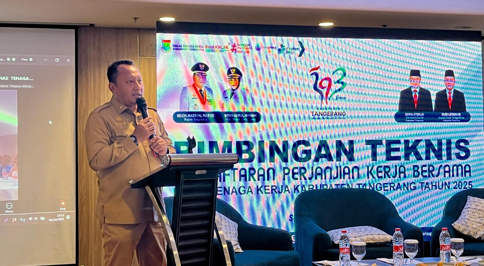 Disnaker Kabupaten Tangerang gelar Bimtek PKB untuk tingkatkan hubungan industrial harmonis dan dukung iklim usaha kondusif.