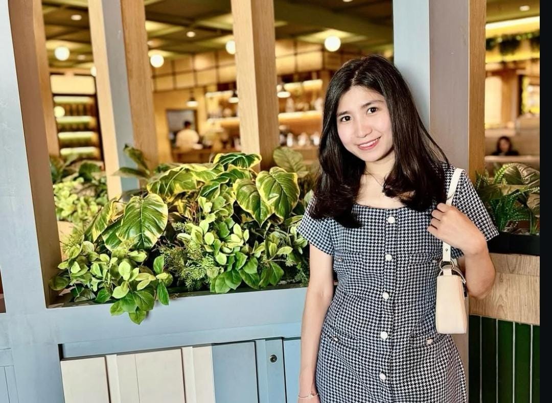 Mettawati hadir sebagai mom influencer jujur dan inspiratif, berbagi kisah ibu nyata dan tips seimbang keluarga di dunia digital.