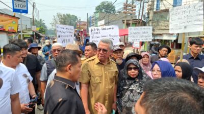 Wali Kota Tangsel Benyamin Davnie tegaskan dukungan bagi warga Setu yang menolak penutupan Jalan Raya Serpong–Parung oleh BRIN.