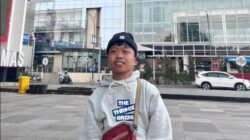 Kisah inspiratif Yahya Musyafa asal Brebes, penyandang disabilitas yang sukses mandiri lewat usaha desain grafis dan printer rumahan.