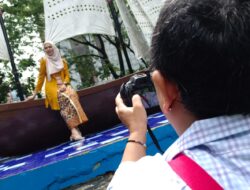 Kotret dan PBI Tangerang Raya Rayakan Hari Batik Nasional dengan Hunting Foto di Taman Potret