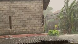 Hujan Es dan Angin Kencang Terjang Cisoka Tangerang: Rumah Rusak, Warga Panik