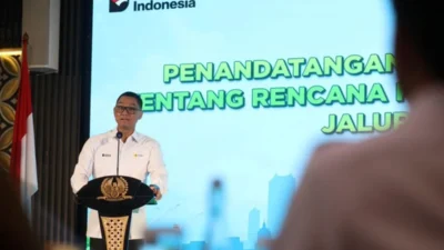 Kolaborasi PLN - KAI, Siap Elektrifikasi Jalur Kereta Indonesia