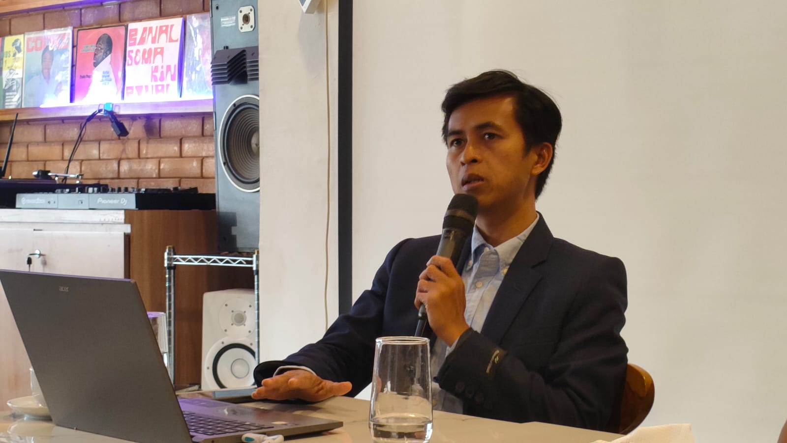 Survei IPO menempatkan Zulkifli Hasan sebagai Menko berkinerja terbaik dengan apresiasi publik tertinggi di sektor pangan.