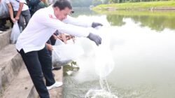 Bupati Tangerang Ajak Warga Hidup Sehat lewat Gerak Jalan dan Tebar Benih Ikan di Enam Peringatan Nasional