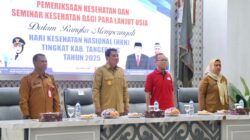Bupati Tangerang membuka pemeriksaan kesehatan gratis dan seminar lansia pada HKN 2025 untuk meningkatkan kualitas hidup.
