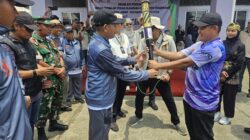 Stadion Aria Wangsakara Jadi Saksi Meriahnya Kirab Obor PORKAB VI di Tigaraksa