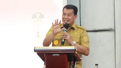 Bupati Tangerang membuka Bimtek KDKMP untuk memperkuat pengawasan dan tata kelola Koperasi Merah Putih di desa dan kelurahan.