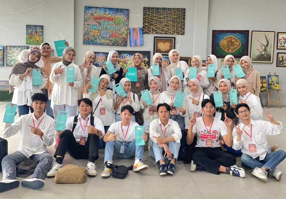 Kejar Mimpi Tangerang dan Wardah gelar seminar inspiratif bagi remaja untuk bangun personal branding positif.