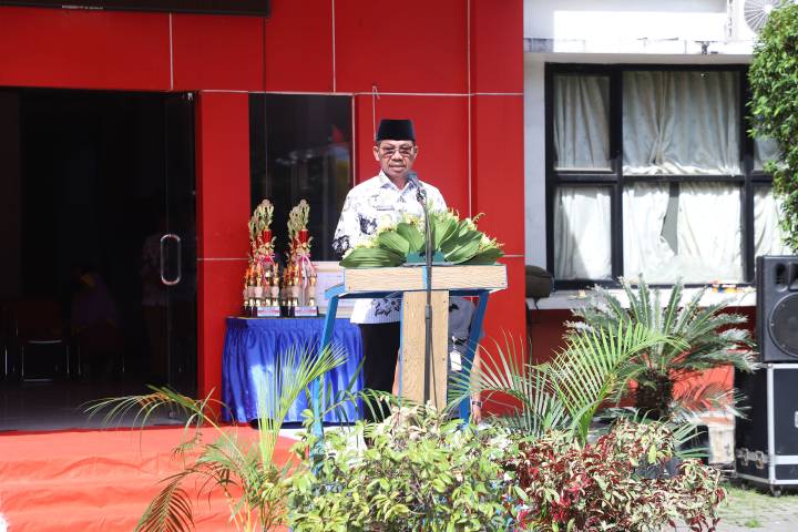 Peringatan HUT PGRI di Tangerang diwarnai apresiasi Wali Kota dan komitmen peningkatan kesejahteraan serta kapasitas guru.