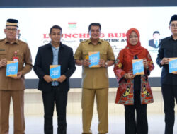 Bupati Tangerang Launching Buku “Catatan Pinggir Pesan untuk Ayah”, Dorong Literasi dan Nilai Keluarga