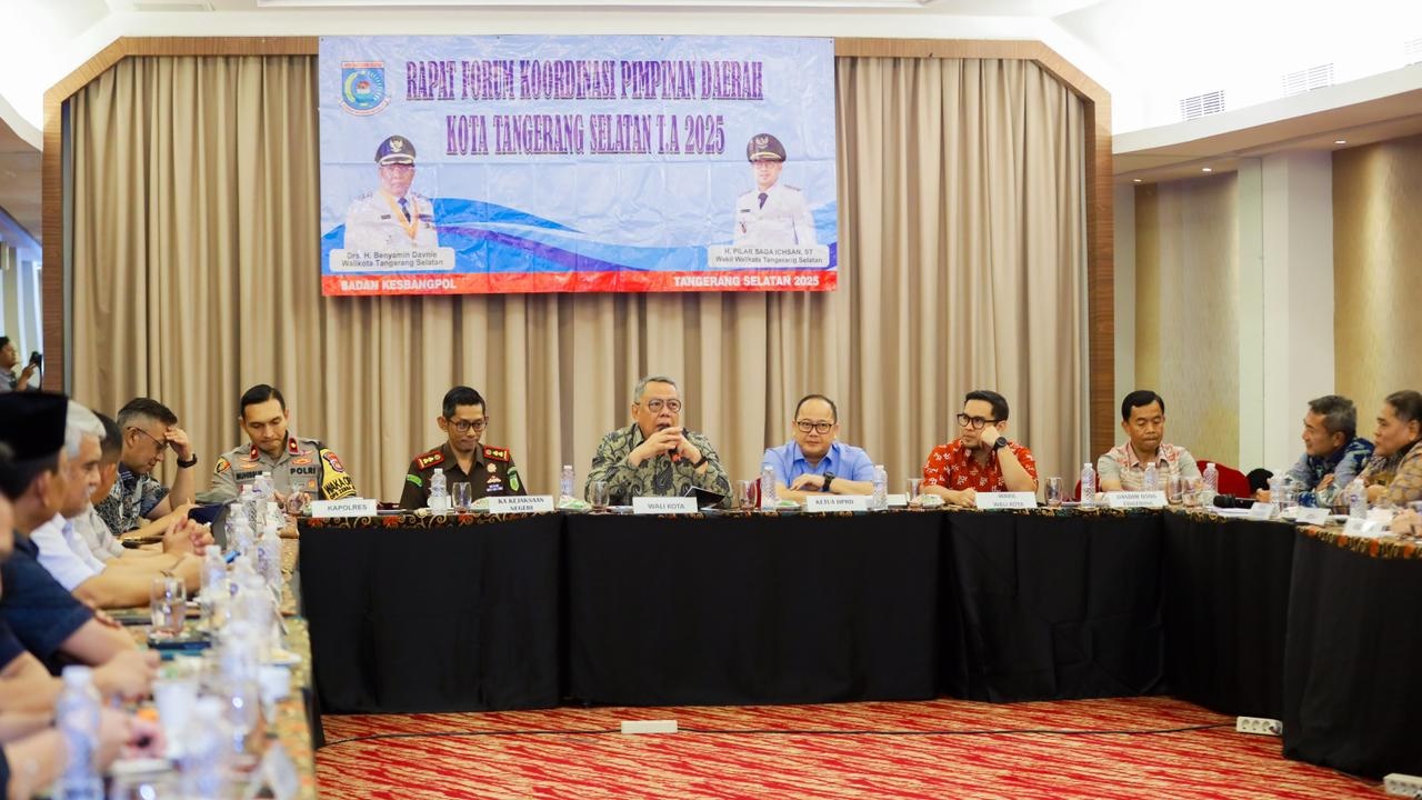 Pemkot Tangsel dan Forkopimda memetakan kerawanan, mengawasi warga asing, serta memastikan kondisi kota tetap kondusif dan aman.