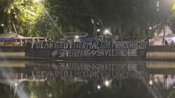 Aksi aktivis menolak proyek geothermal Gede Pangrango karena dinilai mengancam air, hutan, dan ekosistem kawasan.