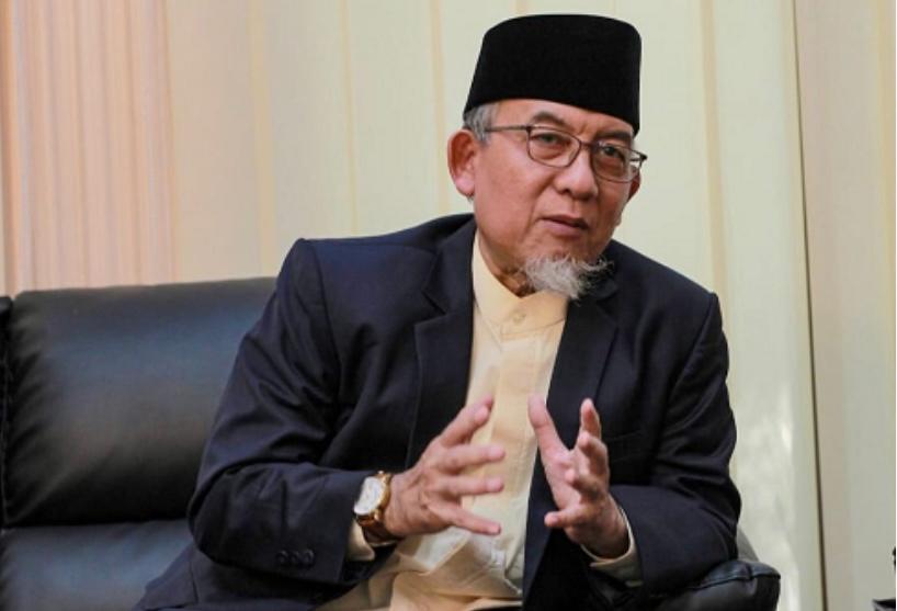 Kerusakan ekosistem adalah peringatan Al-Qur’an atas ulah manusia. Islam menawarkan solusi menjaga mizan dan amanah sebagai khalifah bumi.