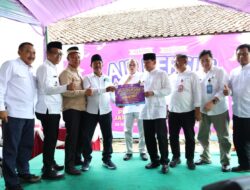 Bupati Tangerang Serahkan Bantuan Sambungan Air Bersih PDAM Gratis untuk Warga Rajeg