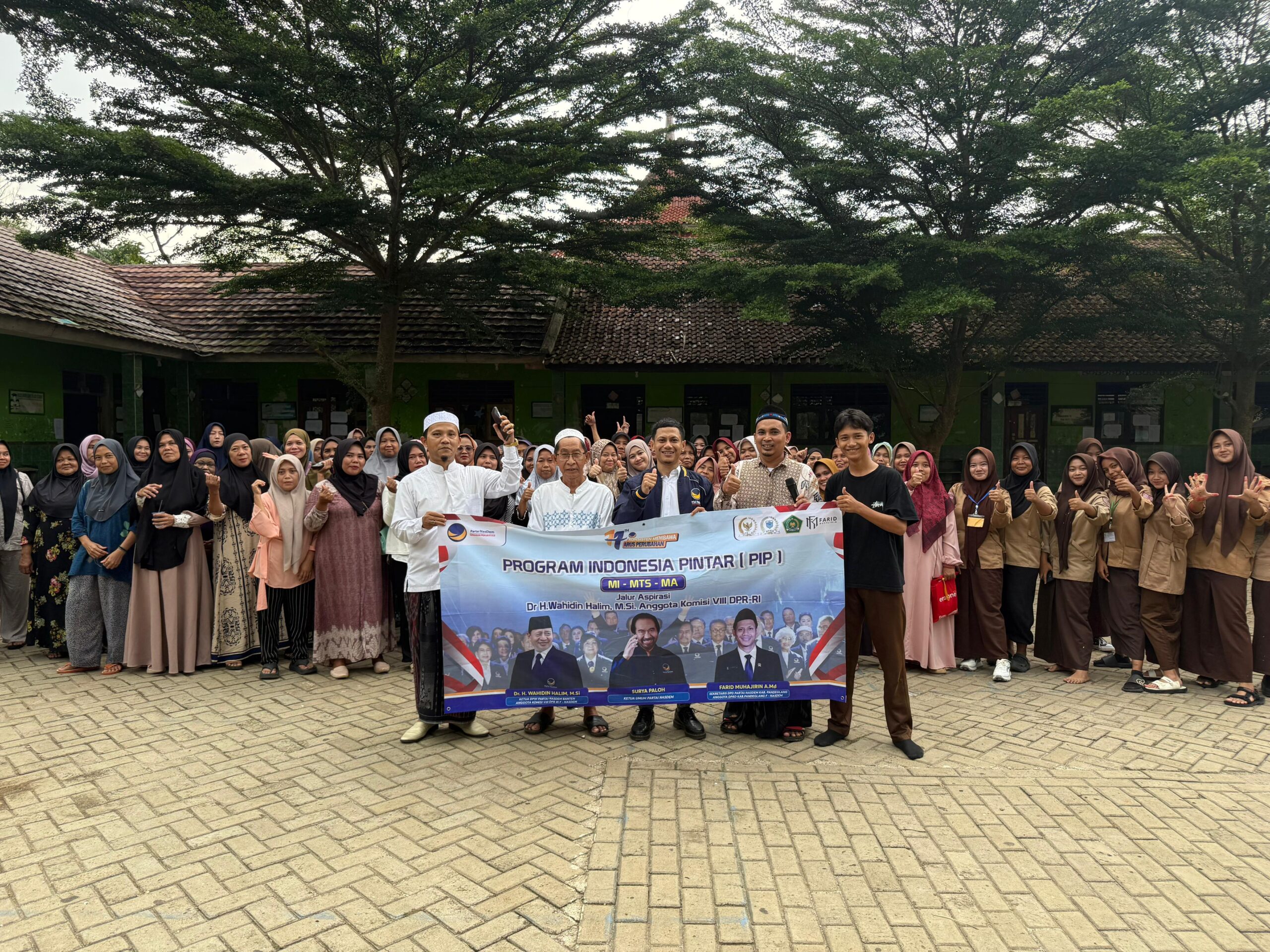 Pencairan PIP madrasah di Pandeglang resmi dibuka. Farid Muhajirin memastikan proses bantuan pendidikan bagi siswa berjalan lancar.