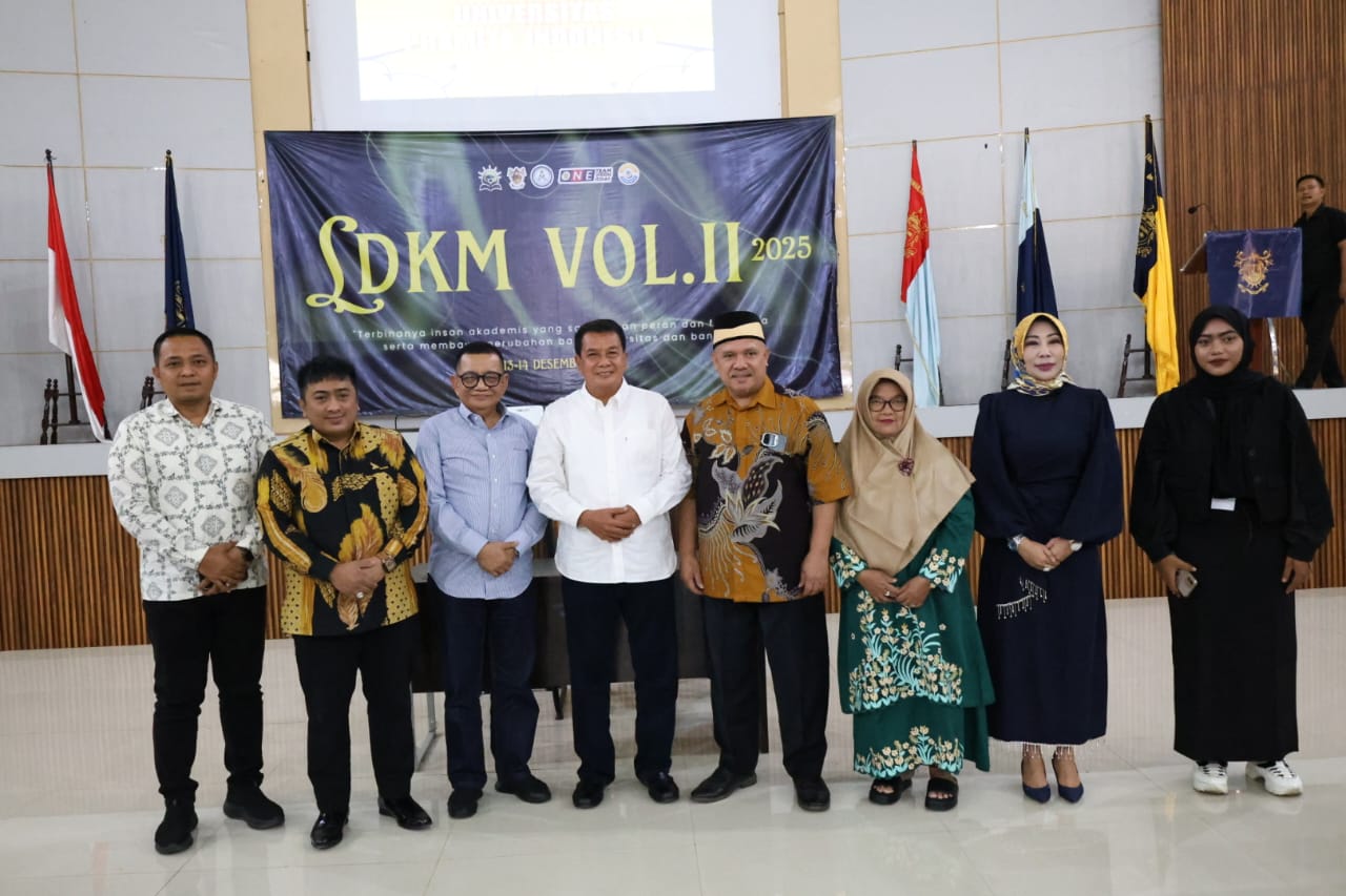 Bupati Tangerang Moch Maesyal Rasyid memotivasi mahasiswa UNPRI agar berani, berkarakter, dan siap jadi agen perubahan bangsa.