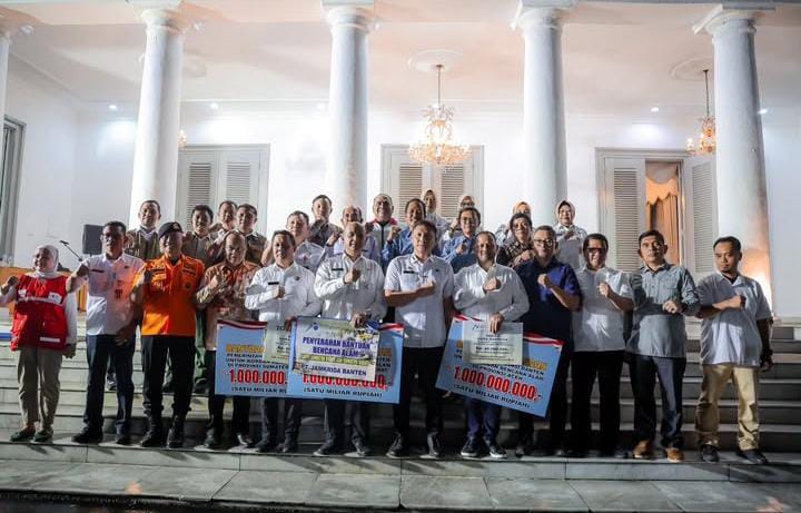 Pemprov Banten salurkan Rp3 miliar dan logistik untuk Sumbar, Sumut, dan Aceh sebagai wujud solidaritas dan dukungan kemanusiaan.