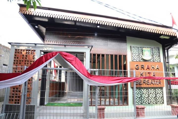 Pemkot Tangerang menuntaskan 23 Graha Kita Bersama 2025 sebagai community center gratis berfasilitas lengkap di permukiman.